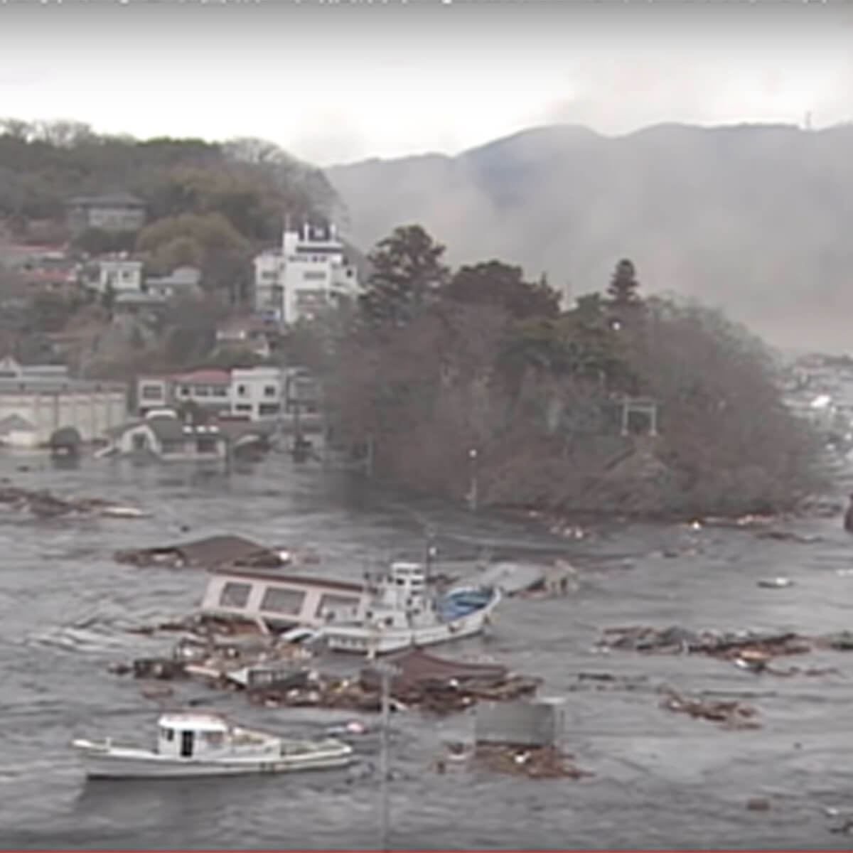 事故 入水自殺 東日本大震災の津波 海から遺体を引き上げる民間ダイバーの ギリギリ な現場 日刊サイゾー